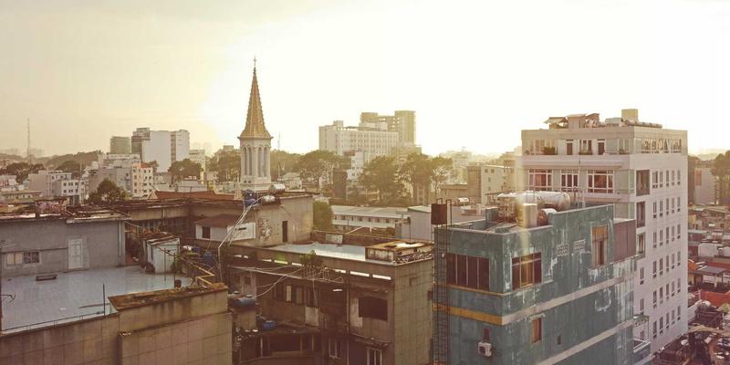 未来主义设计与品牌视觉的融合：迪芒IoT平台如何打破壁垒，实现跨品牌家电的深度整合