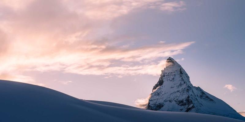 赛博朋克设计如何赋能品牌策划？迪芒用机器学习预测用户习惯与生成未来主义场景