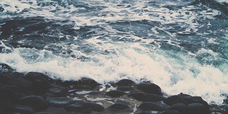 迪芒76：赛博朋克设计如何重塑品牌创意新维度