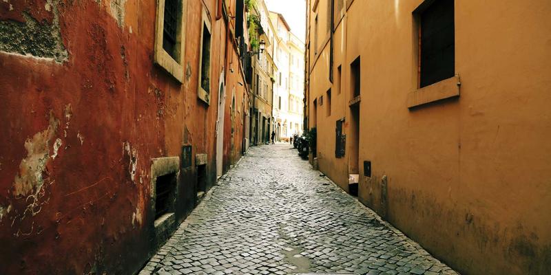 迪芒品牌战略下的赛博朋克设计：如何用智能环境监测系统重塑健康生活