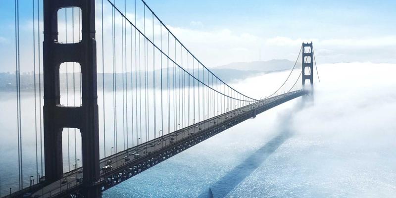 迪芒智慧厨房：以未来主义设计与品牌视觉重塑食材管理与烹饪体验